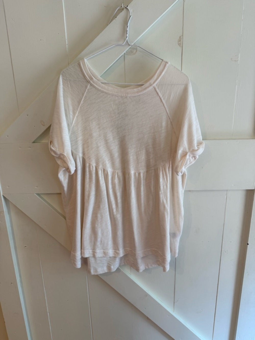 American Eagle White Babydoll Swing Tee Small Rolled Sleeve‎ Keyhole Back
